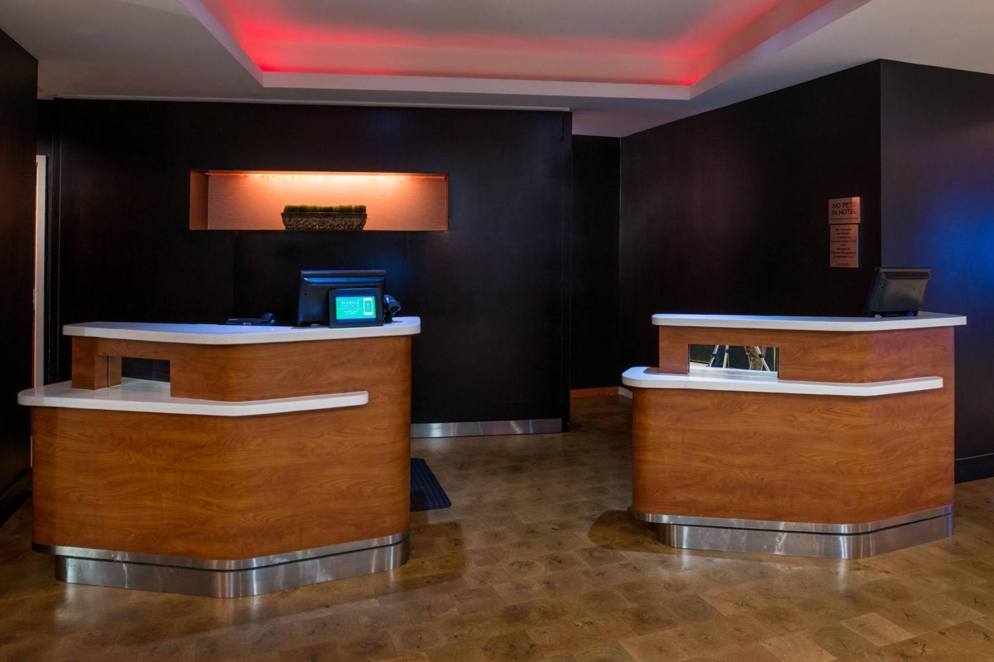 Courtyard By Marriott Victorville Hesperia Exterior foto